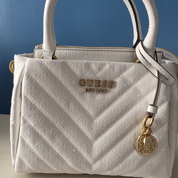 GUESS White Quilted Women's Bag - Picture 1 of 5